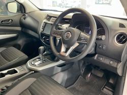 2023 Nissan Navara SL