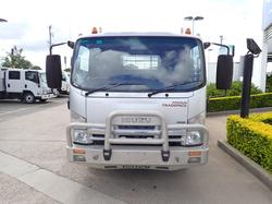 2010 ISUZU NPR 200