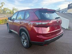 2025 Nissan X-TRAIL ST