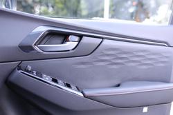 2025 Isuzu D-MAX X-TERRAIN