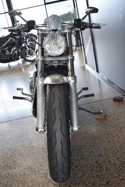 2005 HARLEY-DAVIDSON VRSCB V-ROD