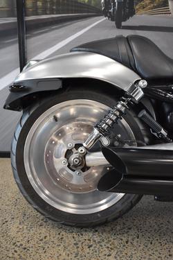 2005 HARLEY-DAVIDSON VRSCB V-ROD