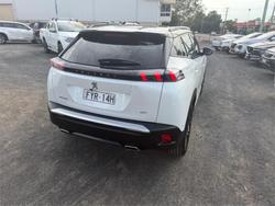 2022 PEUGEOT 2008 GT