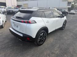 2022 PEUGEOT 2008 GT