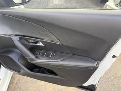 2022 PEUGEOT 2008 GT