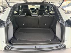 2022 PEUGEOT 2008 GT