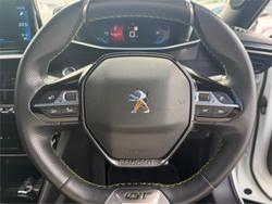 2022 PEUGEOT 2008 GT