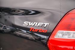 2018 Suzuki Swift GLX Turbo