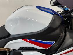2022 BMW Motorrad S 1000 RR M SPORT LIGHT WHITE UNI/RACINGBLUE MET/RACI