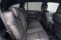 2025 Isuzu MU-X LS-T