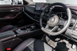 2025 Nissan X-TRAIL ST-L