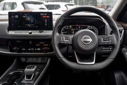 2025 Nissan X-TRAIL ST-L