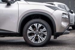 2025 Nissan X-TRAIL ST-L
