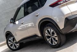 2025 Nissan X-TRAIL ST-L