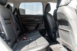 2025 Nissan X-TRAIL ST-L