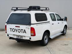 2008 Toyota Hilux SR GGN15R MY08 4x2 Glacier White