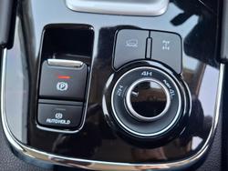 2024 Isuzu MU-X LS-T