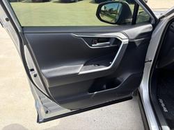 2025 Toyota RAV4 GXL