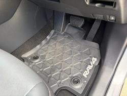 2025 Toyota RAV4 GXL