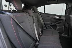 2018 Ford Focus ST-Line