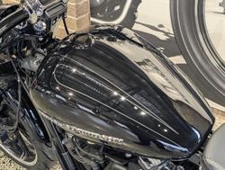 2022 Harley-Davidson Breakout 114 (FXBRS) Softail Black