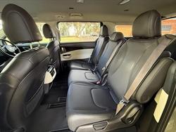 2021 Kia Carnival SLi