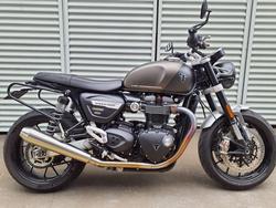 Triumph Speed Twin 1200