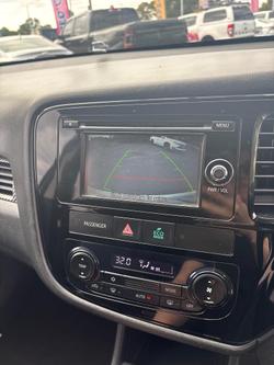 2015 Mitsubishi Outlander LS