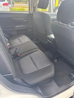 2015 Mitsubishi Outlander LS