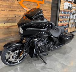2026 Harley-Davidson Street Glide 117 (FLHX) Touring Black