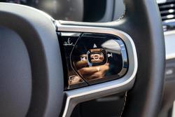 2020 Volvo XC90 T6 R-Design