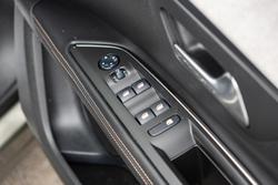 2018 Peugeot 5008 GT