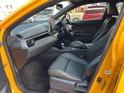 2022 Toyota C-HR Koba ZYX10R Hornet Yellow