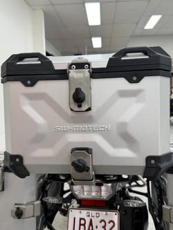 2018 BMW Motorrad R1200 GS ADVENTURE White