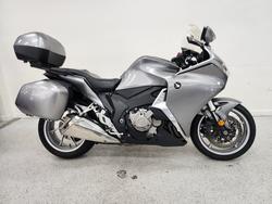 2010 Honda VFR1200F Silver