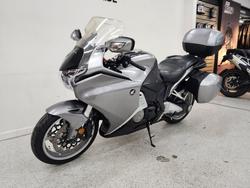 2010 Honda VFR1200F Silver