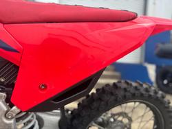 2024 Honda CRF450R Red