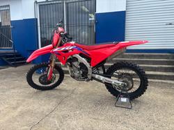 2024 Honda CRF450R Red