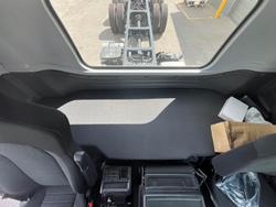 2025 Isuzu F Series FXY 260-355 AT R63