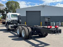 2025 Isuzu F Series FXY 260-355 AT R63