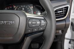 2025 Isuzu MU-X LS-T