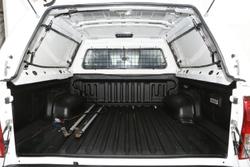 2025 Toyota Hilux SR