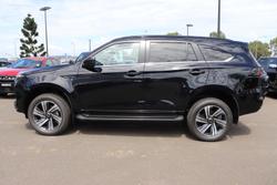 2025 Isuzu MU-X LS-T