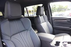 2025 Isuzu MU-X LS-T