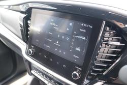 2025 Isuzu MU-X LS-T