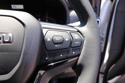 2025 Isuzu MU-X LS-T