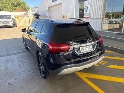 2017 Mercedes-Benz GLA-Class GLA180