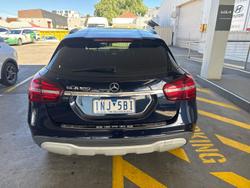 2017 Mercedes-Benz GLA-Class GLA180