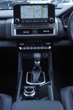 2025 Mitsubishi Triton GLS