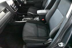 2017 Mitsubishi Outlander ES